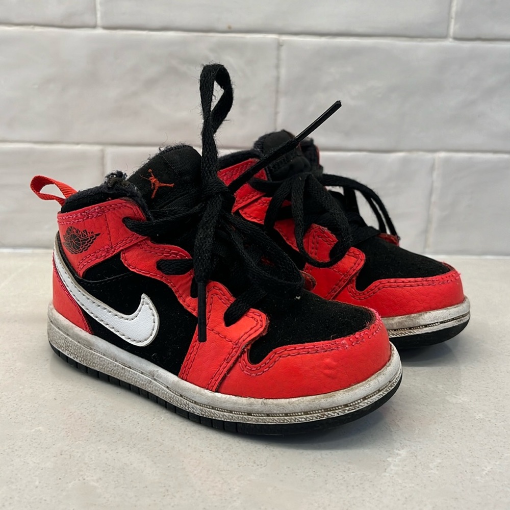 Nike Jordan high top sneakers size 6C